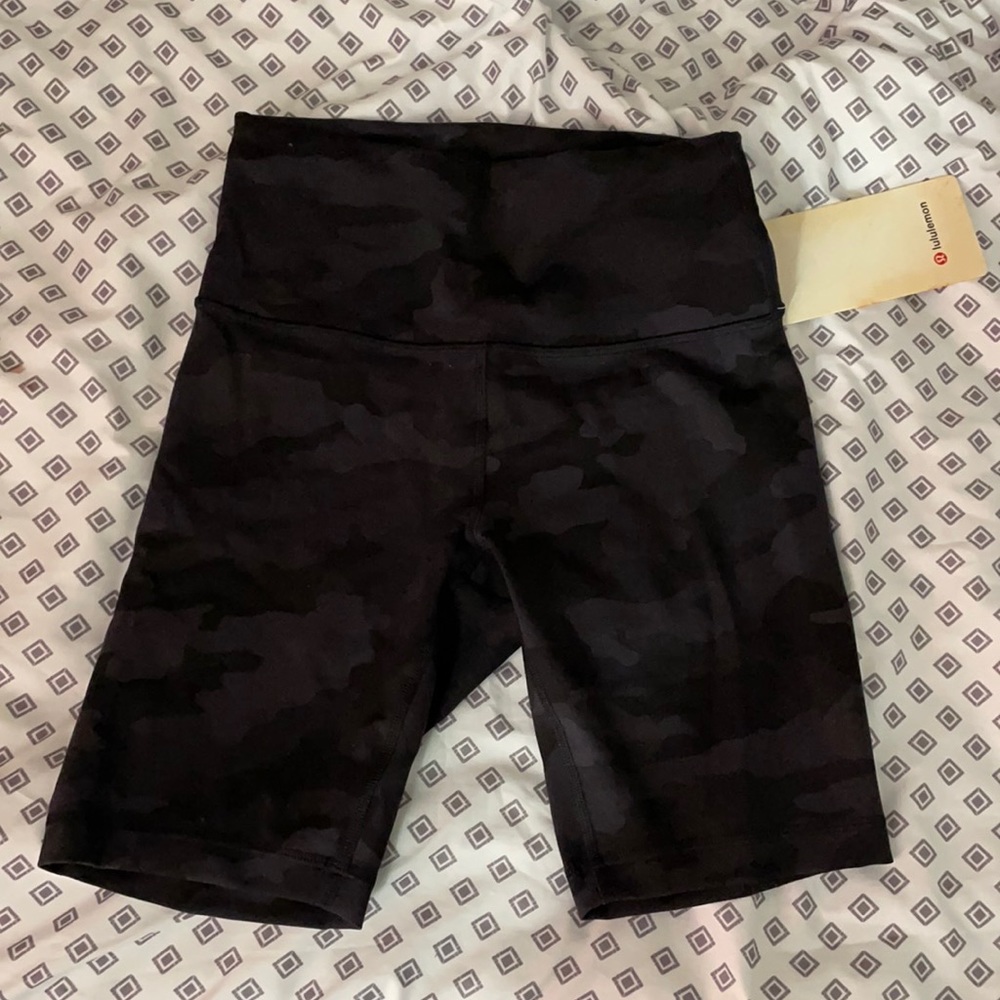 Wunder Under Train HR short 8”